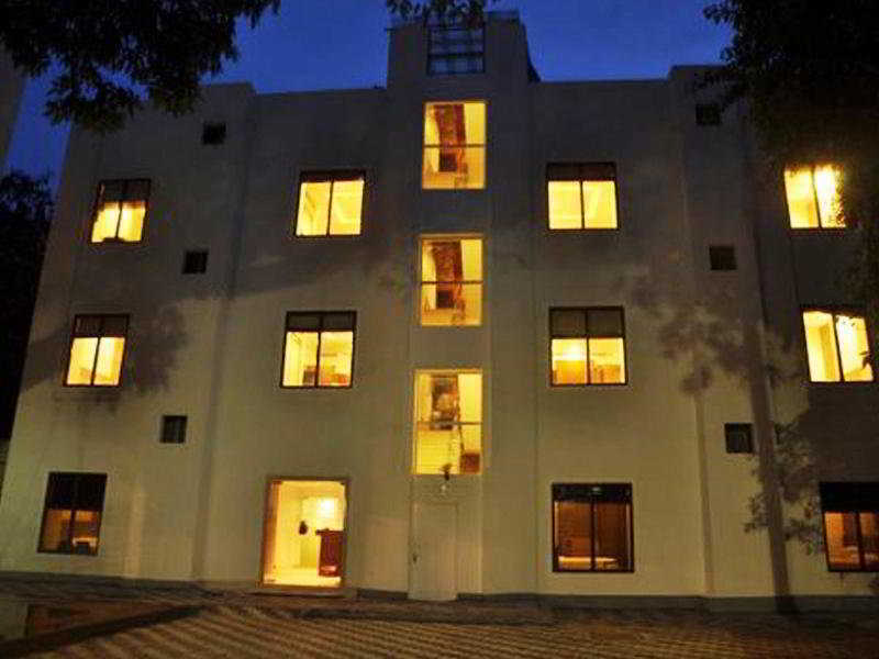 Hotel Walson Spa'O'Tel Колката Екстериор снимка