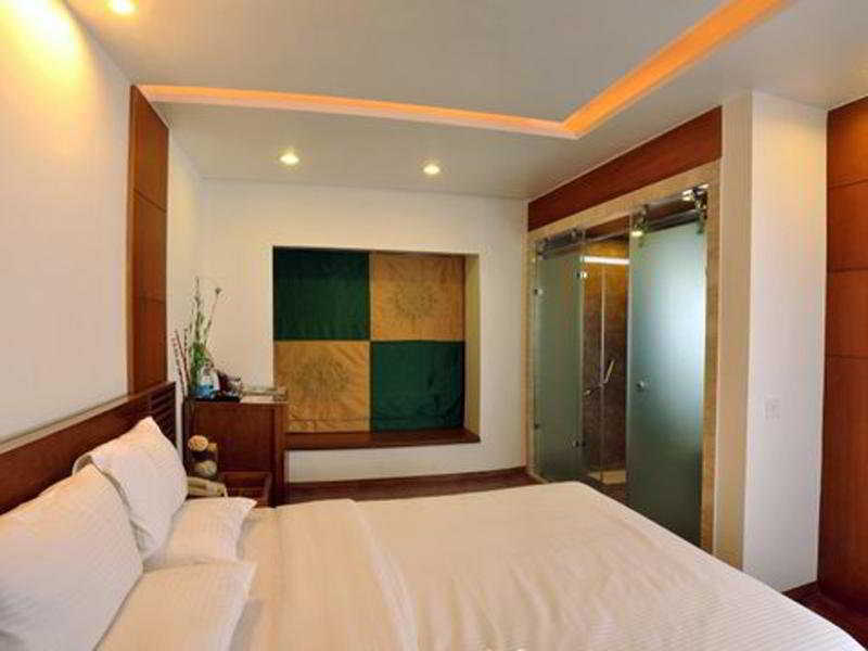 Hotel Walson Spa'O'Tel Колката Екстериор снимка